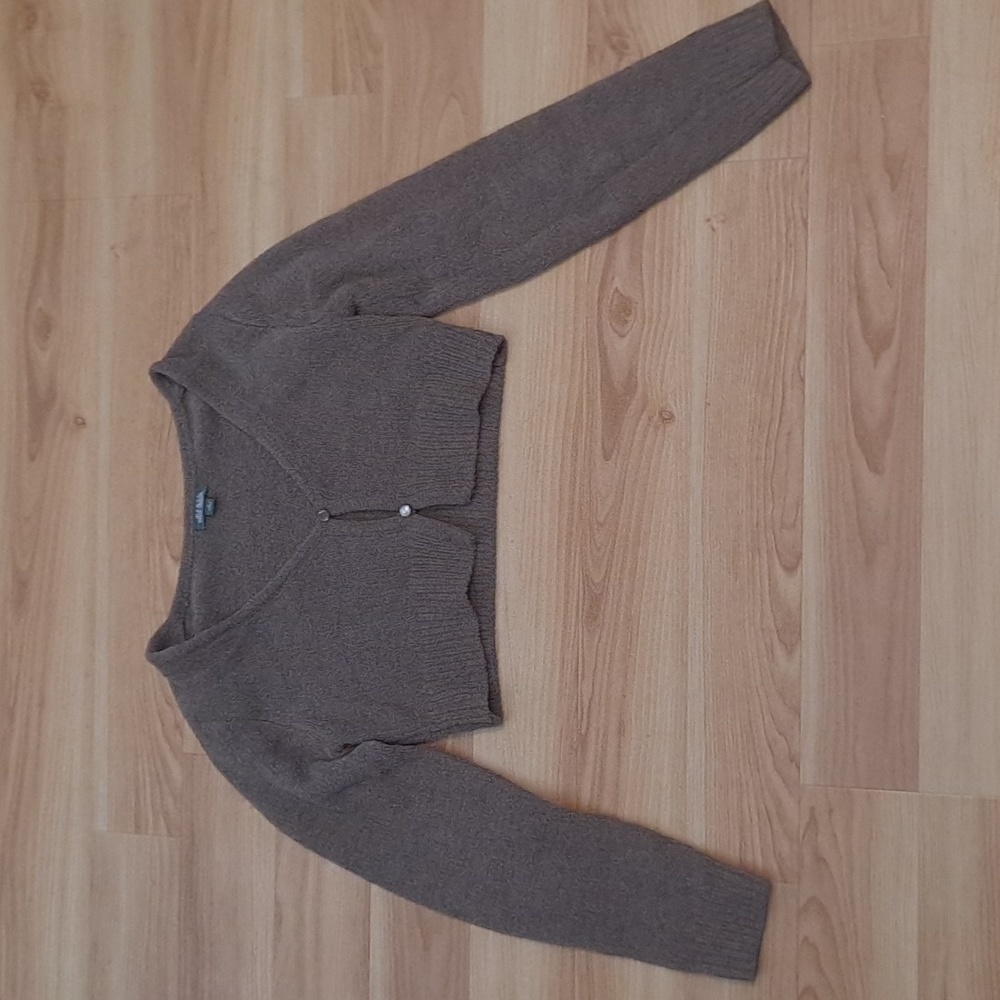 ●NEW●Fuzzy long sleeve fitted cropped cardigan